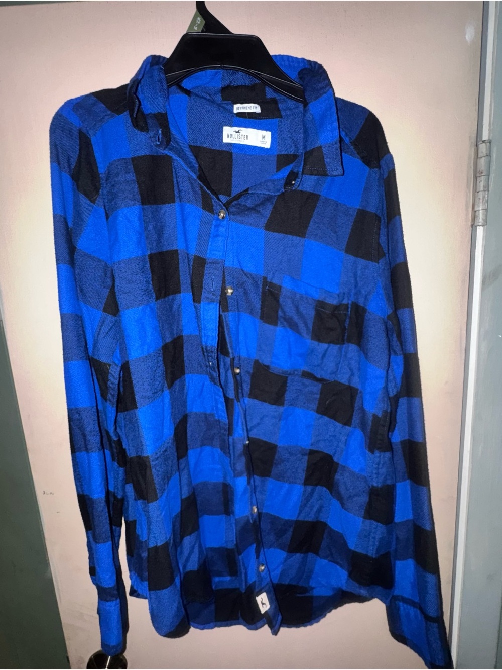 Hollister Men’s Royal Blue and Black Plaid Button-Down Shirt